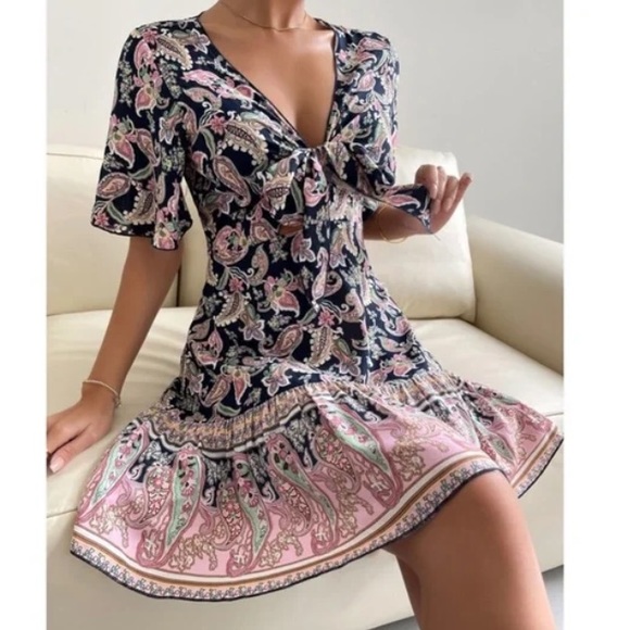 Boho navy Floral Paisley Print Butterfly Sleeve Mini Dress - Picture 6 of 12